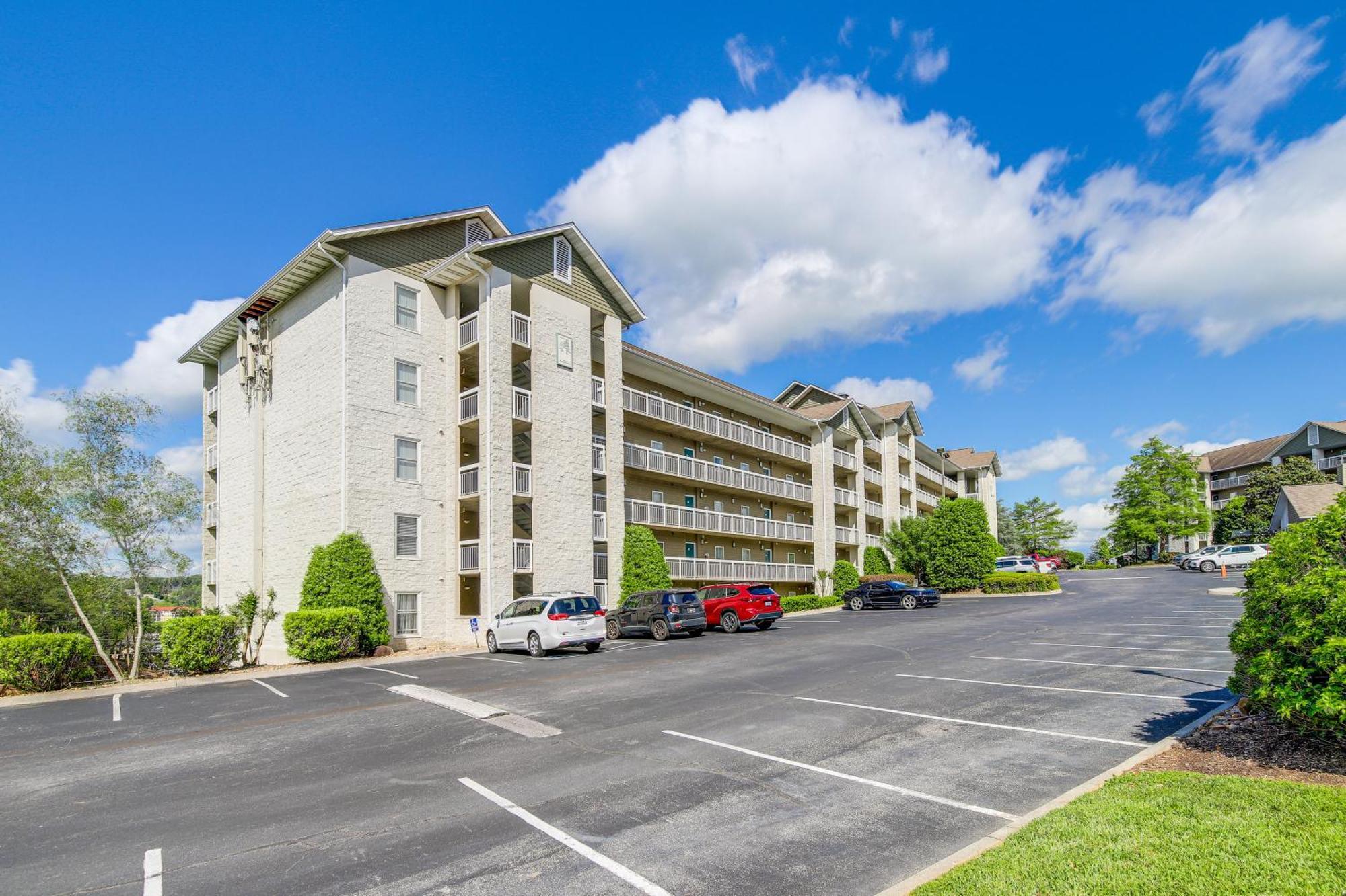 Pigeon Forge Condo With Pools About 3 Mi To Dollywood! المظهر الخارجي الصورة